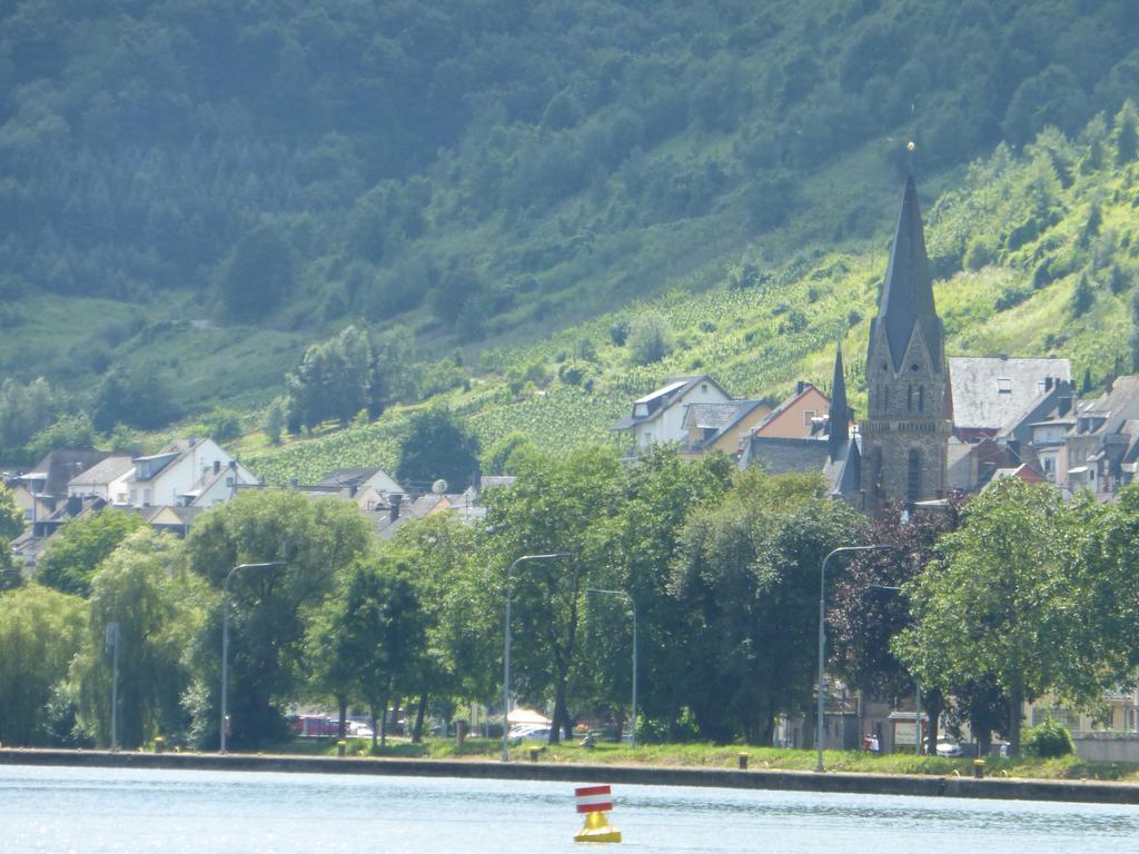 K-Haus Sankt Aldegund Appartement Buitenkant foto